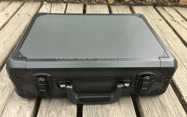 
 Алюминиевый Твердый чехол с пенным и комбинированным замком от фабрики Ningbo  