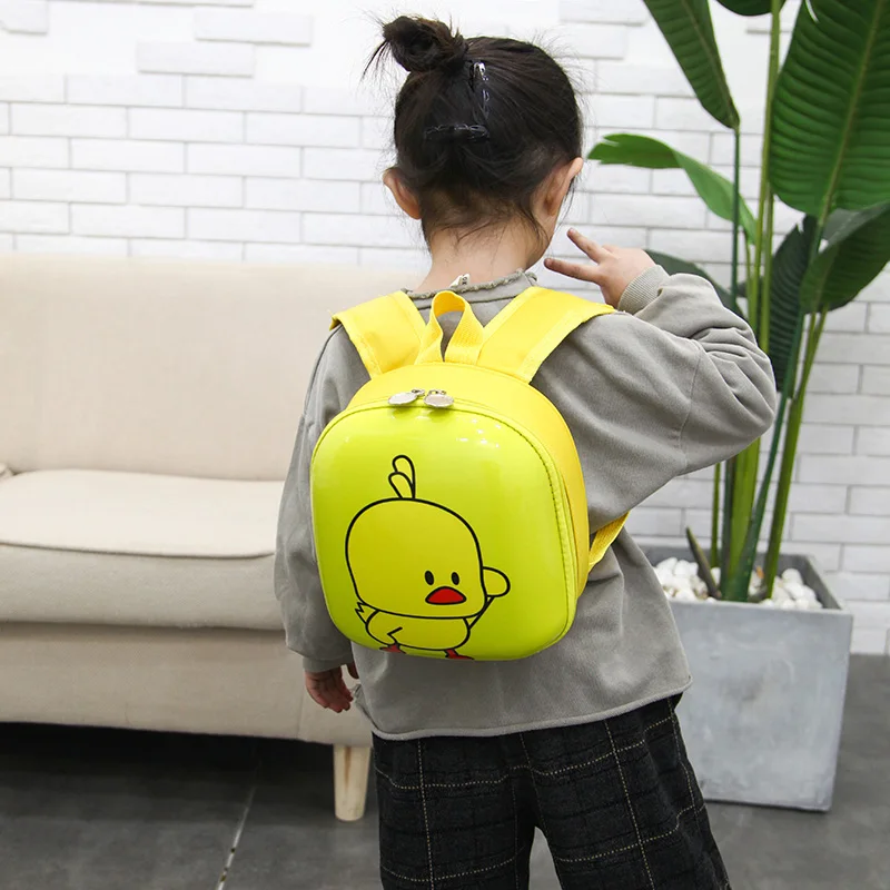 Source wholesale Fashion little yellow duck printed school bag pack for kid  on m.