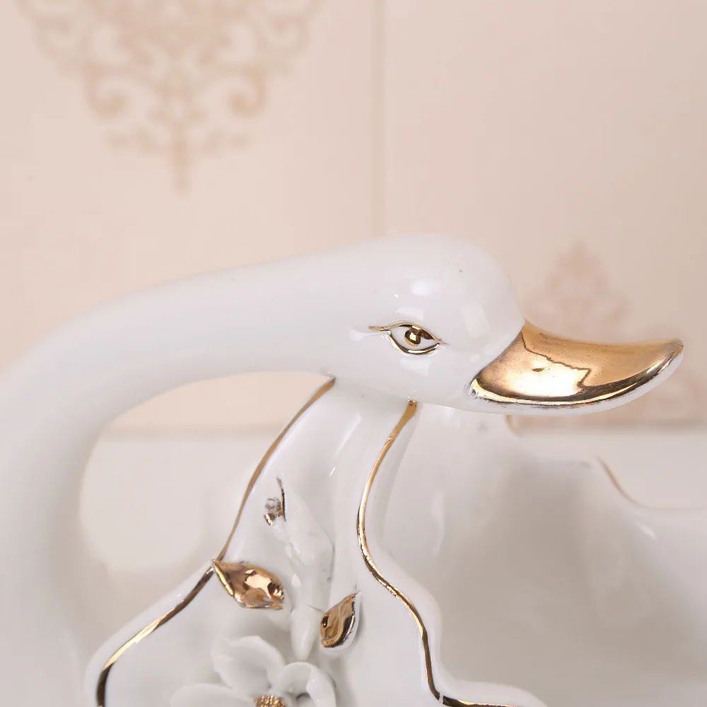 Свадебное украшение для дома фарфоровый материал статуя лебедя влюбленных пар