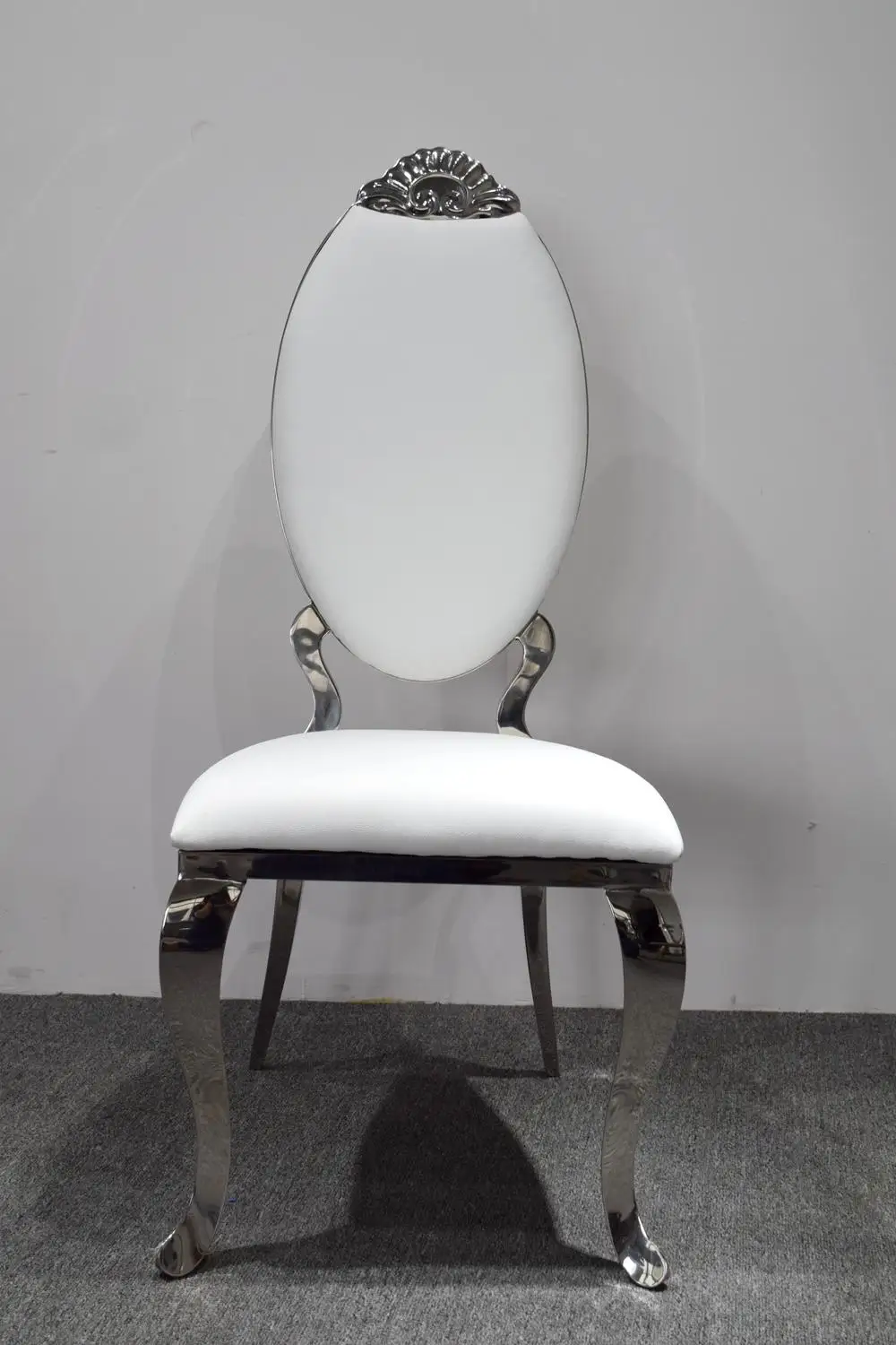 Бархатный обеденный стул в европейском стиле