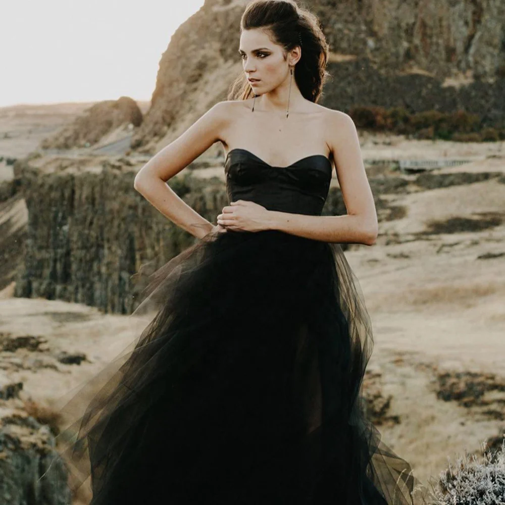 2 Pieces Open Back Turkish Unique Sweet Sleeveless Black Wedding Gown