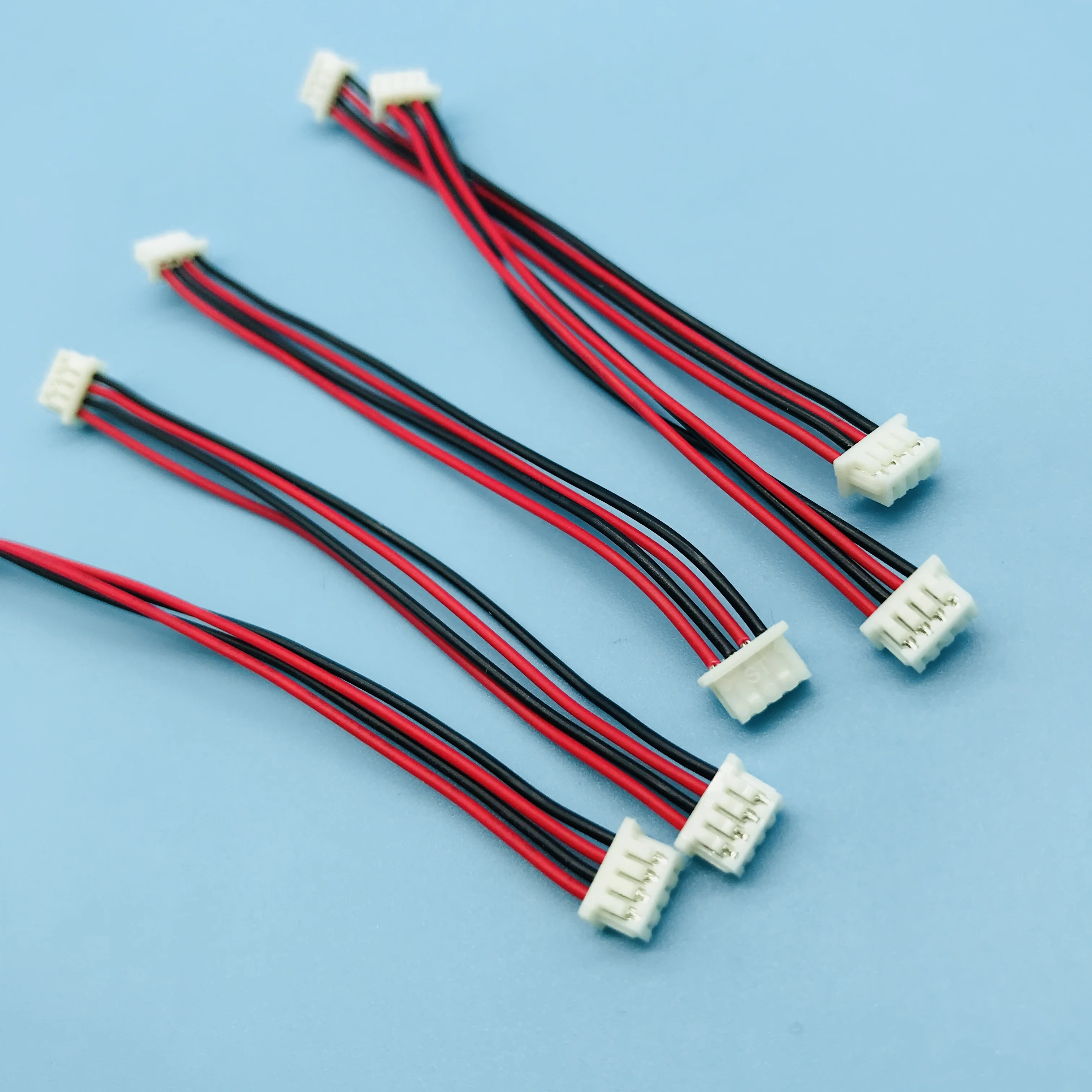 5ピンコネクタケーブルとFaston端子Twist Wire Harness Assembly
