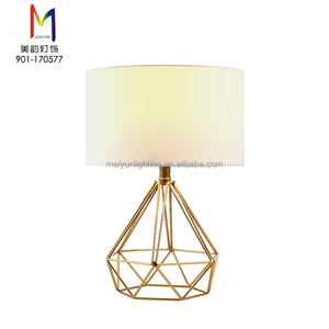 Wholesale Nordic Modern Luxury Decorative Bedroom LED Brass Gold Table Lamp