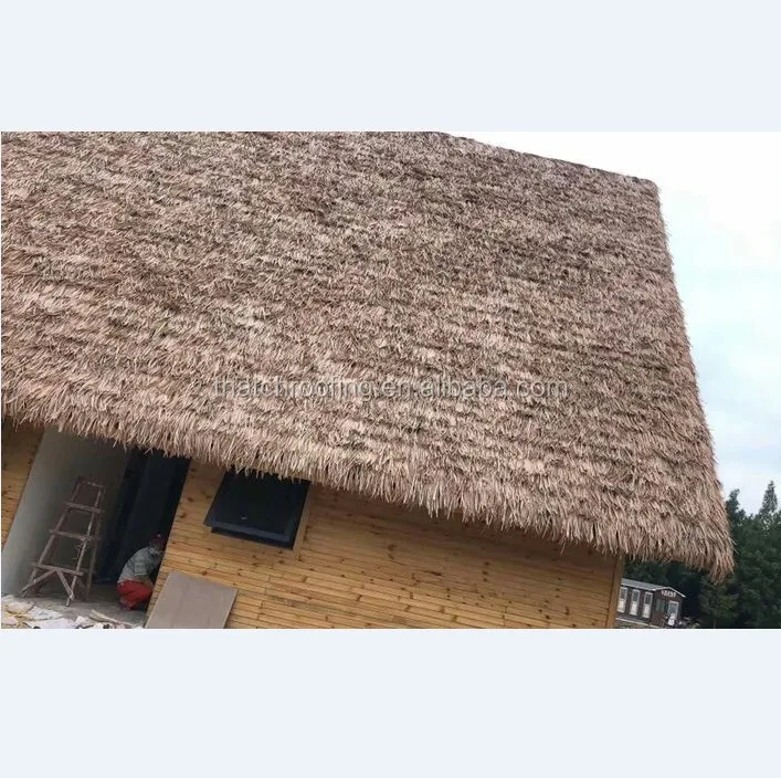 Palm Thatch Fake Straw PE Environmental Protection High-Density Simulation  Thatch Tile Carpet Plastic Straw Fake Straw Pavilion Wooden House Farm