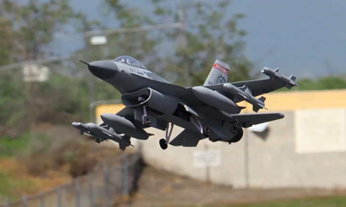Verlinden F-16 Control Stick in 1:1 Scale - YouTube