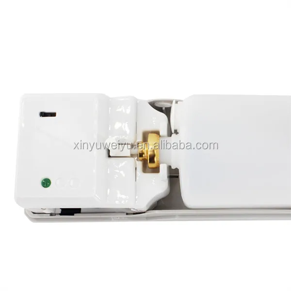Wall Mounted Light Sensing Automatic Eco-Friendly Non Aerosol Air Freshener Dispenser for Hotels