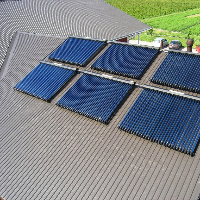 плоские коллекторы солнечной энергии. 95квт. гелиосистема. вакуумный солнечный коллектор. солнечные панели и коллекторы.