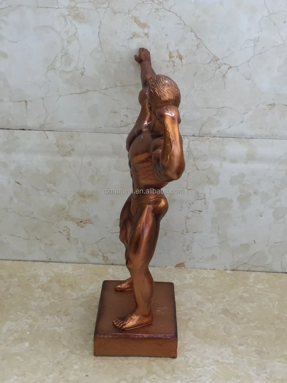 ボディービルダーの職人の彫刻 ボディービルダーの職人の彫刻