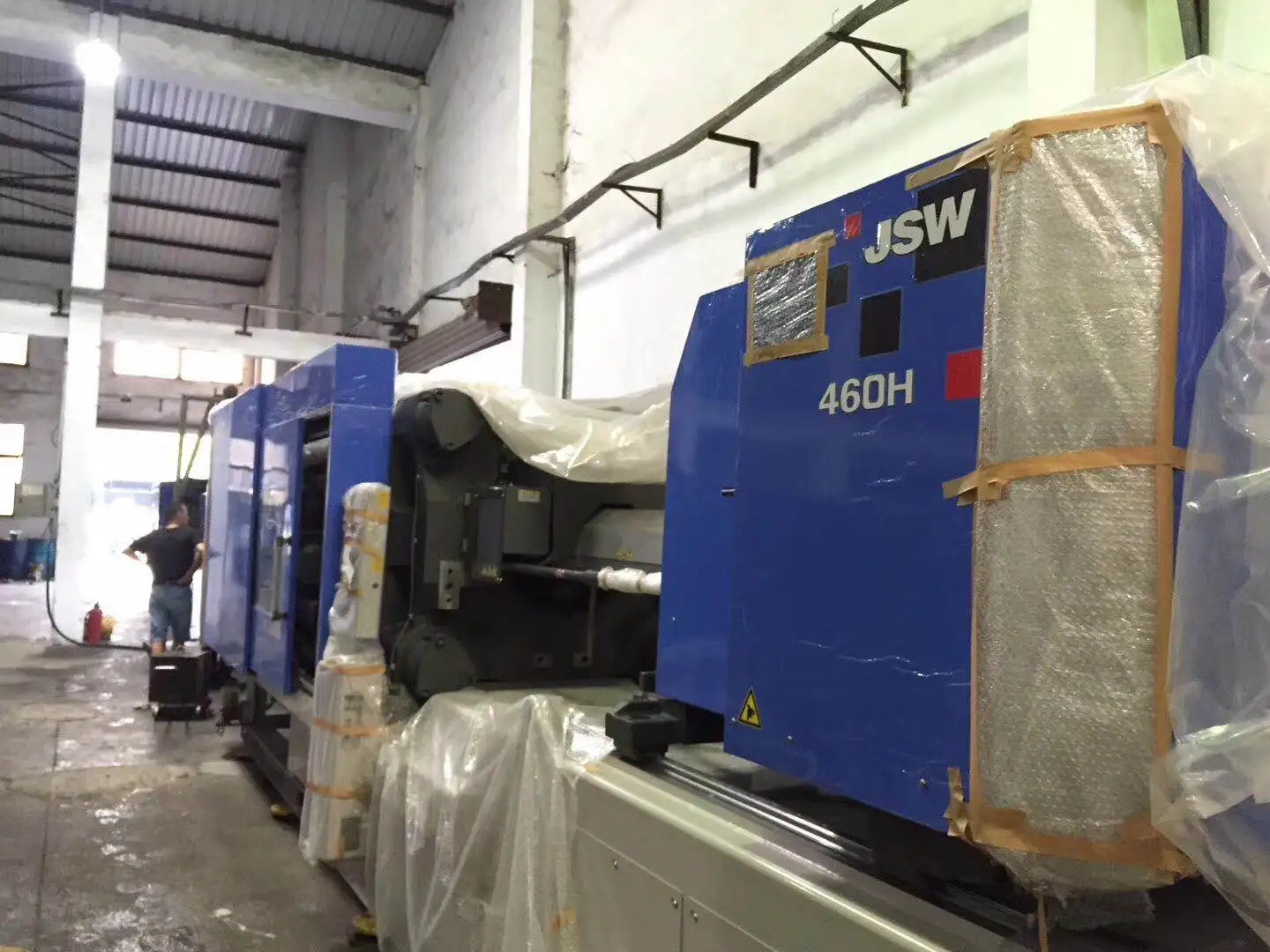 
JSW использованная машина для литья под давлением из магниевого сплава 