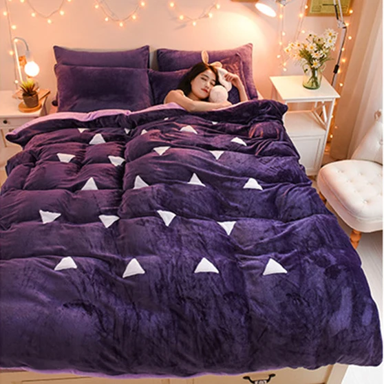 Polyester 4pc Quilted Triangle Printed Duvet Plush Bedding Set King Size Buy Duvet Bedding Set Bedding Set King Size Plush Bedding Set Product On Alibaba Com