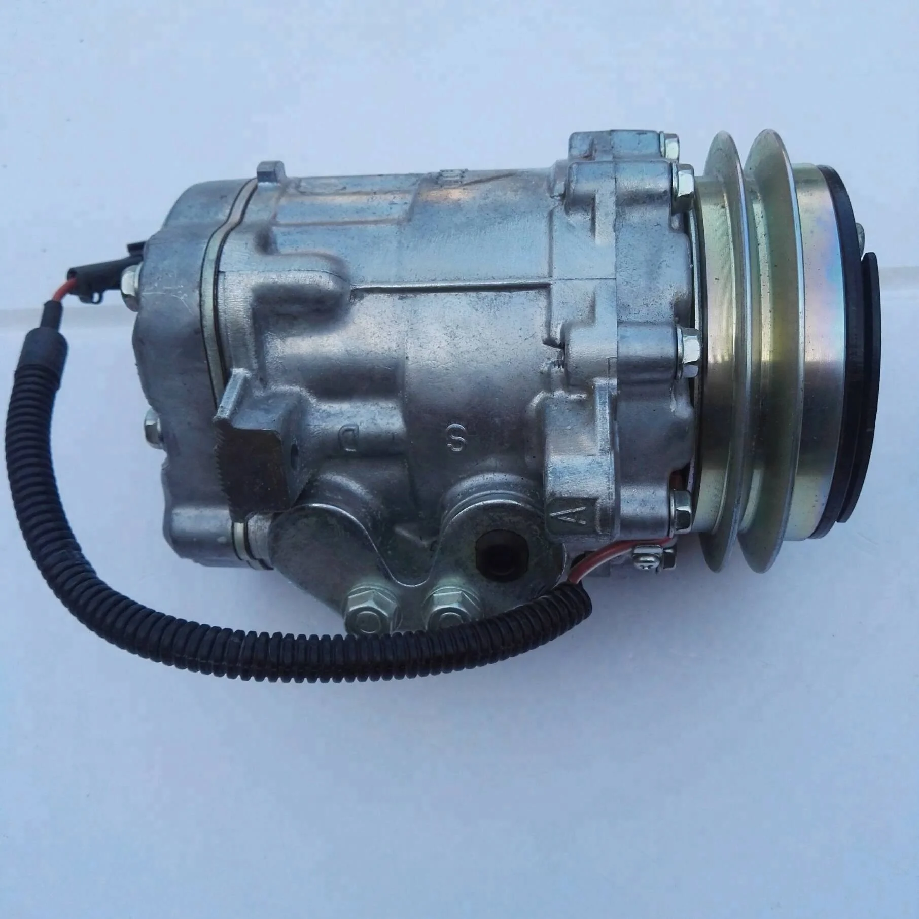22L-979-2200 22L9792200コンプレッサー掘削機PC56 PC45mr