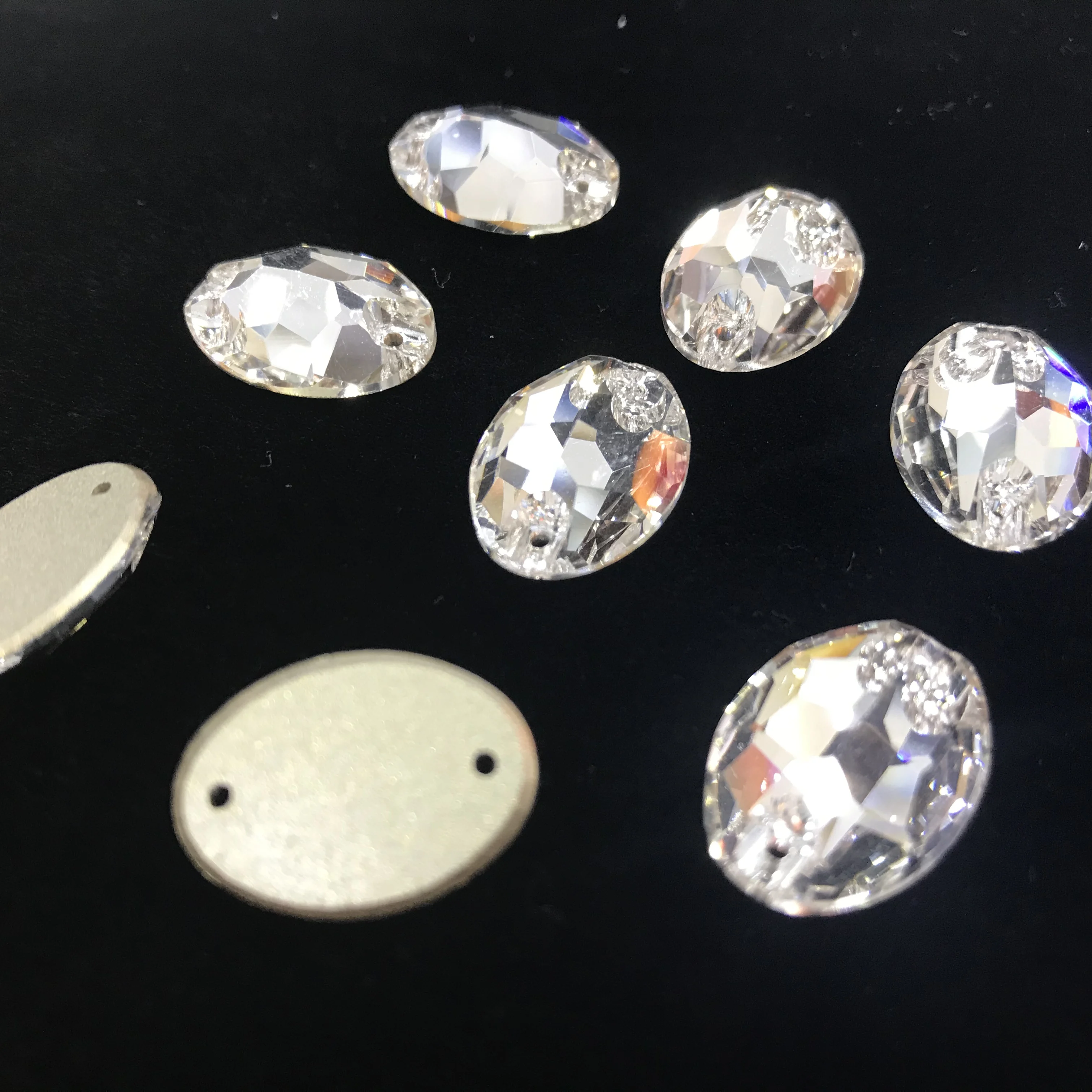 Factory Wholesale Diy 2 Hole Flatback Glass Crystal Drop Heart Shapes