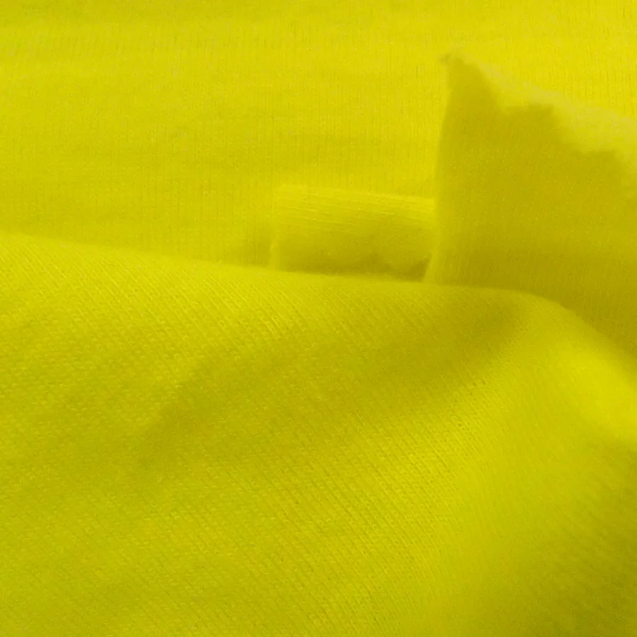 
 Однотонная футболка из 100% хлопка, мягкая на ощупь и уход за кожей  