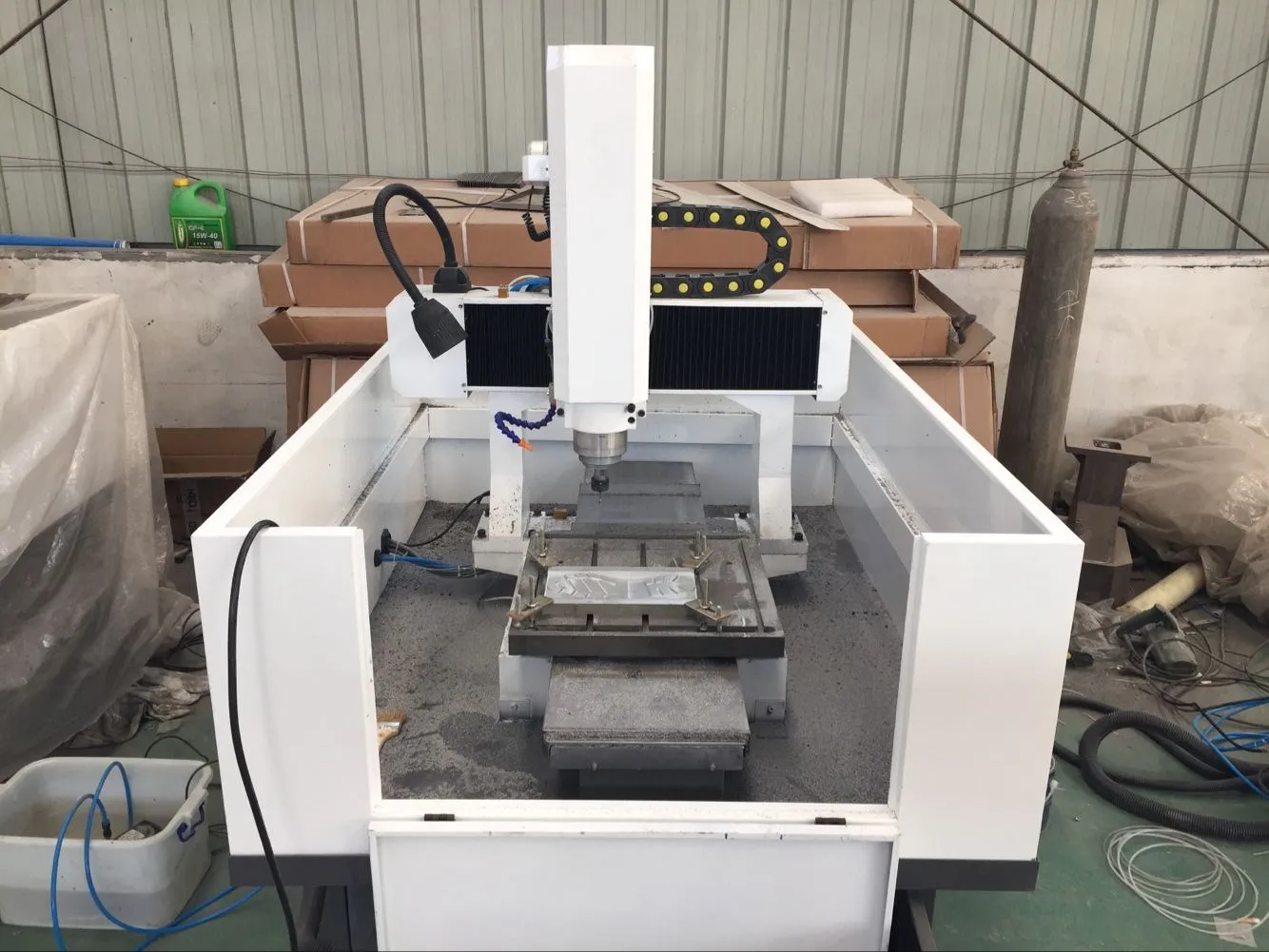 Металлический фрезерный станок с ЧПУ/изготовление пресс-форм/машина для резьбы по дереву ЧПУ