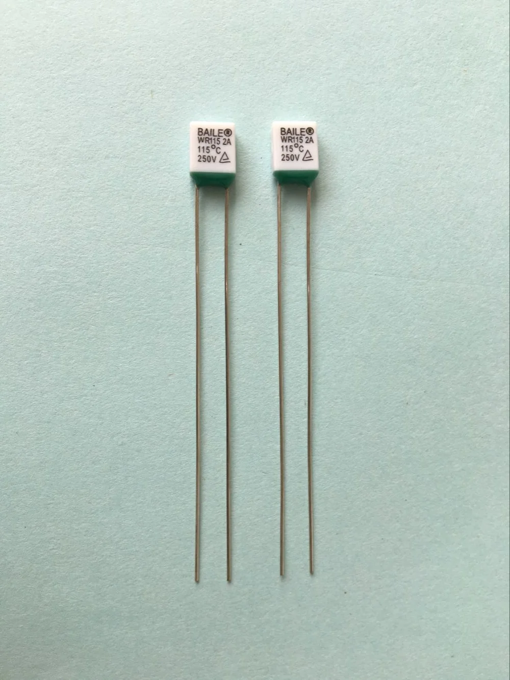 BAILE 130C Degree Celsius 2A 250V Thermal Fuse