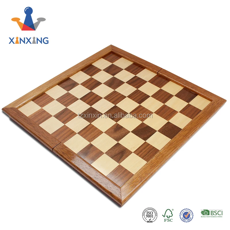 Jogo de xadrez dobrável de luxo em madeira FSC®.