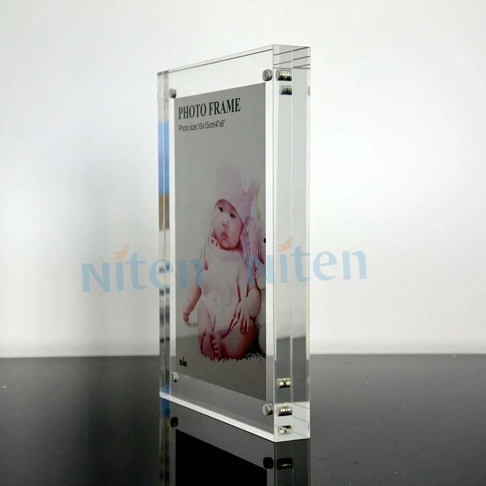 Акриловая магнитная фоторамка из