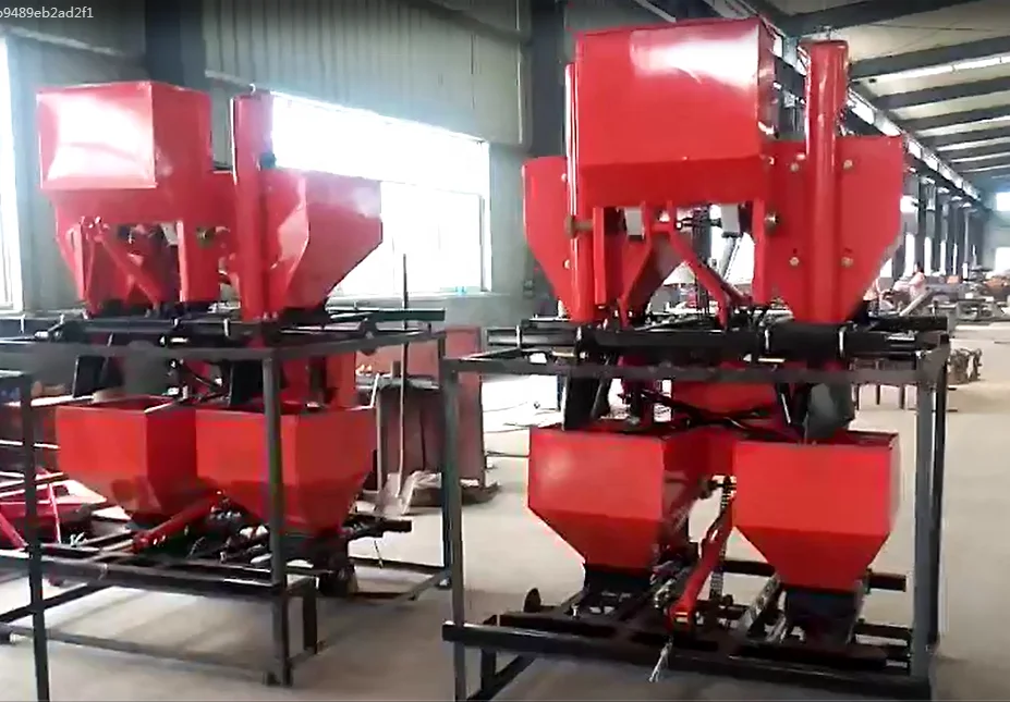 Fertilizing Potato Planter 3 Point Hitch Mini Tractor 4 Rows Garlic Planter for 30-60hp Tractor