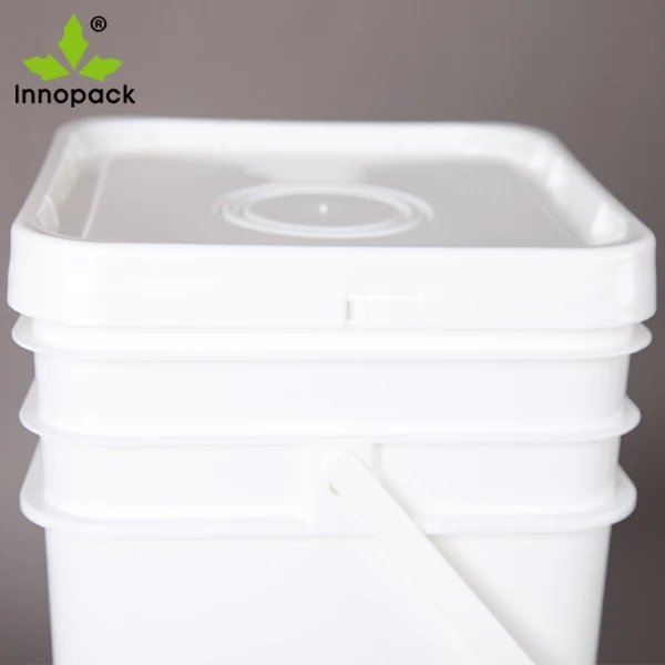 20kg Animal Feed Bucket square Plastic Pail with Lid White Plastic Container