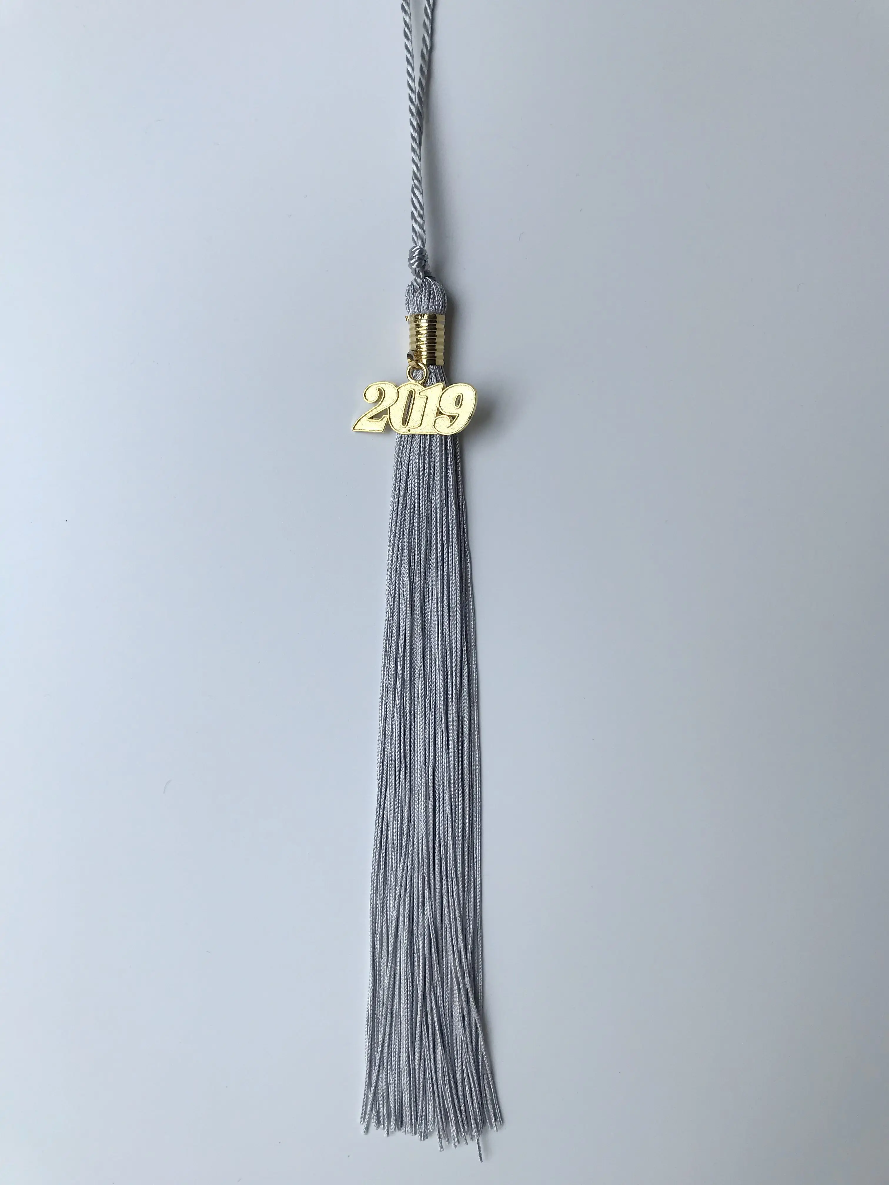 2019 Hot Sale Graduation Cap Tassel with Year Charm Total