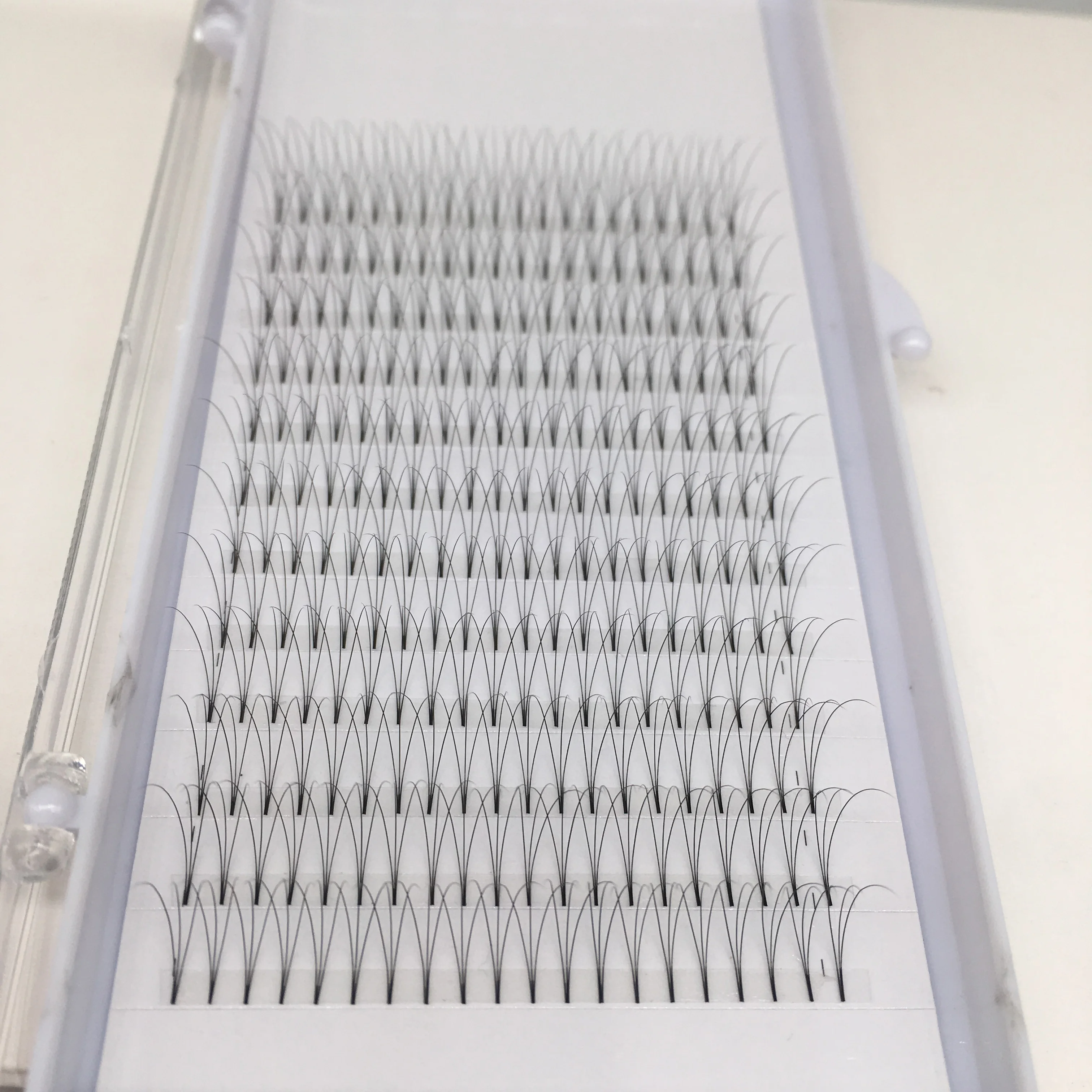 
 Термоскрепленные ресницы без клея 0,15 ММ 3D с коротким стержнем  