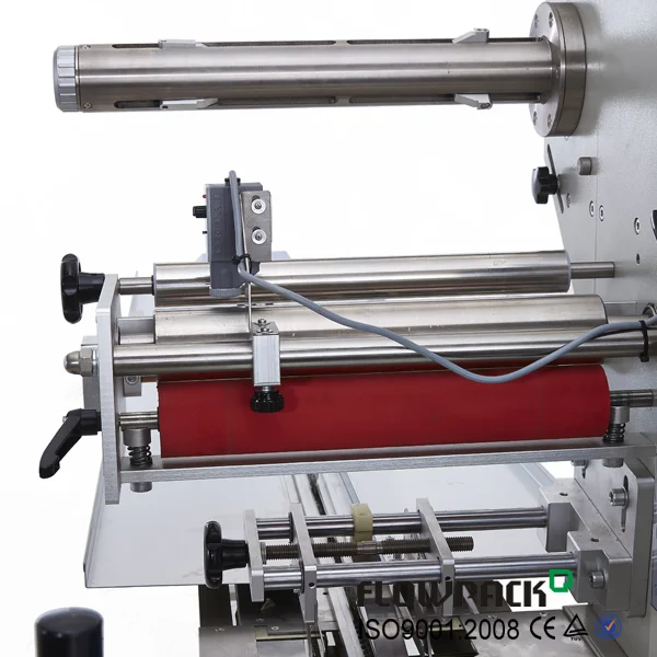 Compact Flowpack Horizontal Barr Flow Packing Machine Small Product Flow Pack Cutlery