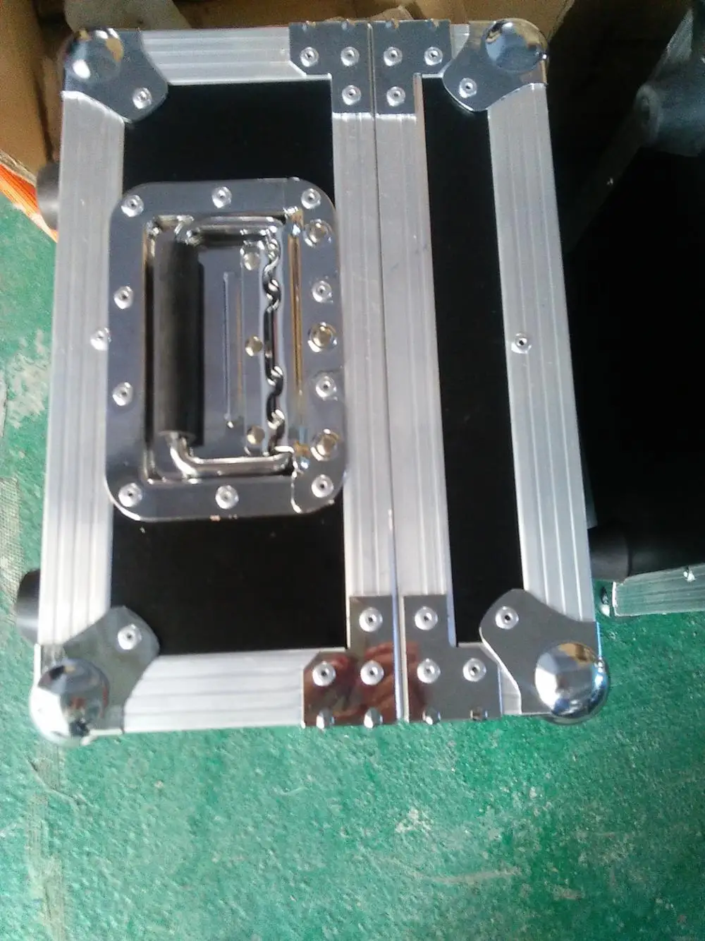 広州DJステージライトアニメーションレーザーライトRGBステージ