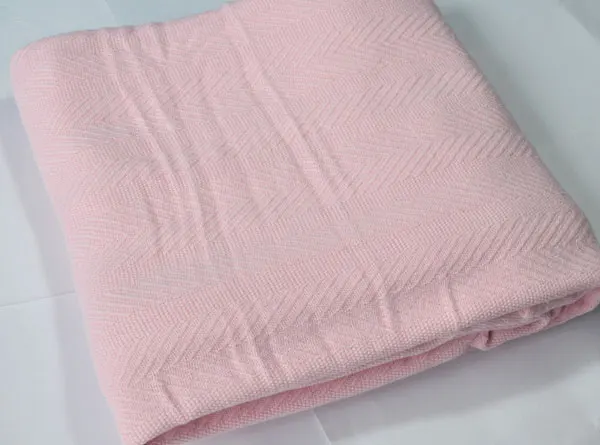 Factory Supply 100% Cotton Thread Woven Cellular Heated Plain Adult Customizable Blanket Solid Wearable Summer Use Home Hotels