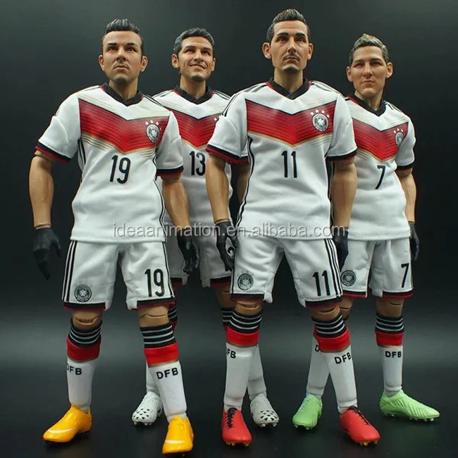 サッカー選手フィギュアセット 50体以上 Amazon.co.jp: Yoryu サッカー選手の装飾品、サッカー選手モデル