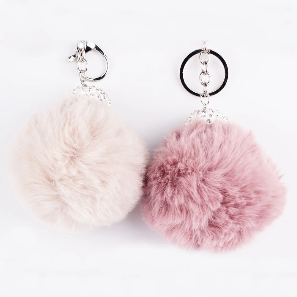 Wholesale Good Quality Pompom Key Chain Keyring Colorful Pom Pom Keychain  Bulk For Women Bag Pendant Accessories