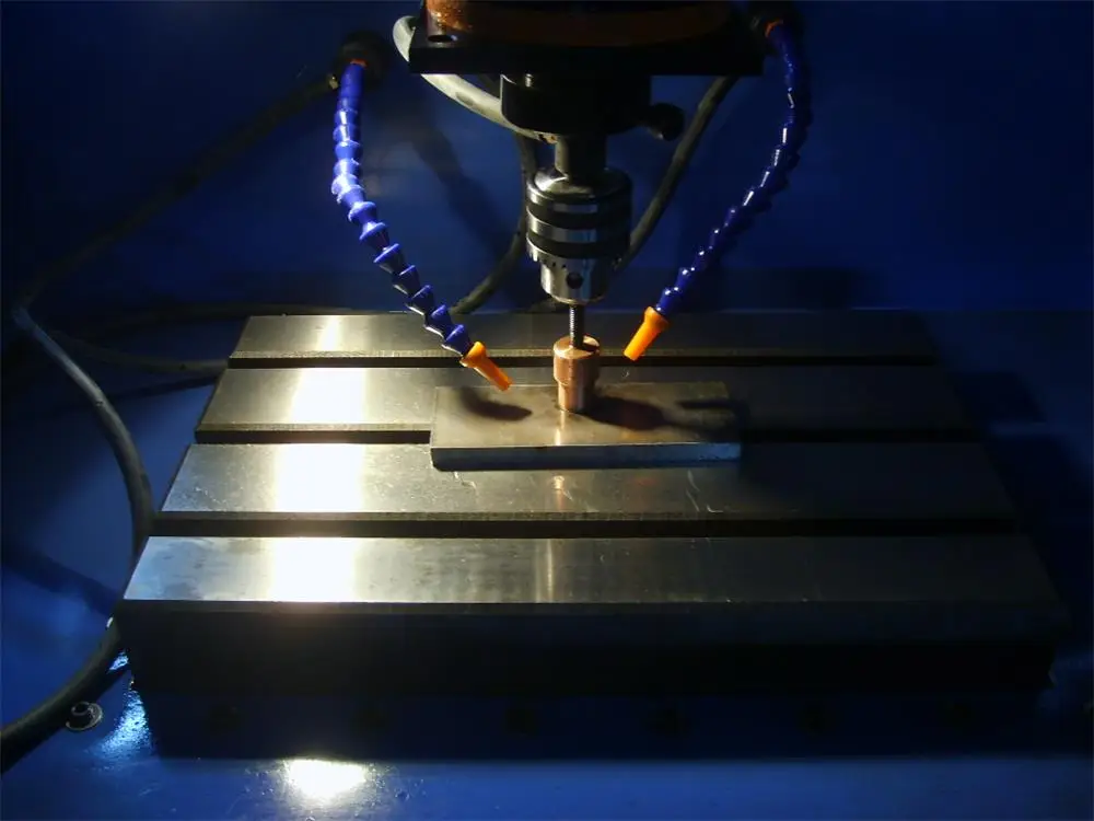EDM Die Sinking Machine CNC EDM Controller