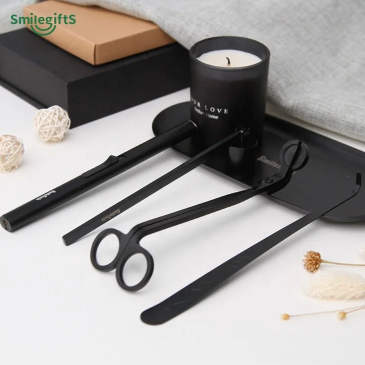 
Роскошные ароматизированные подсвечники и золотые фитили, триммеры с лотками 