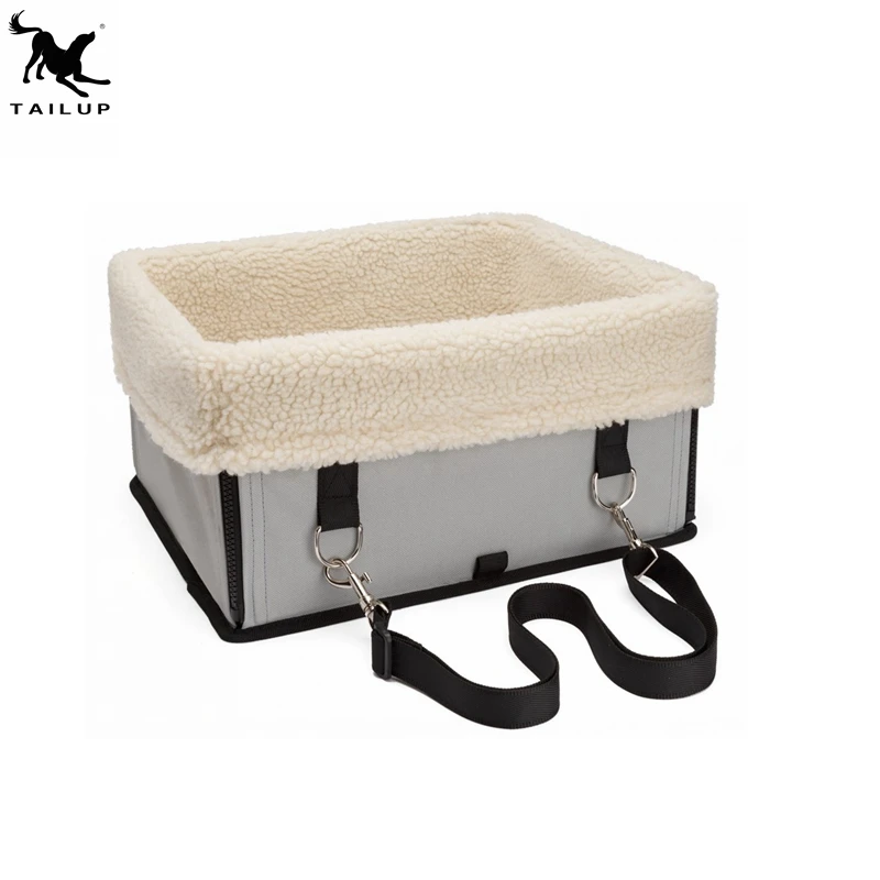 Portable Collapsible Lookout Pet Booster Car Seat Classic Style with Zipper Closure Polyester Material Featuring Printed Pattern