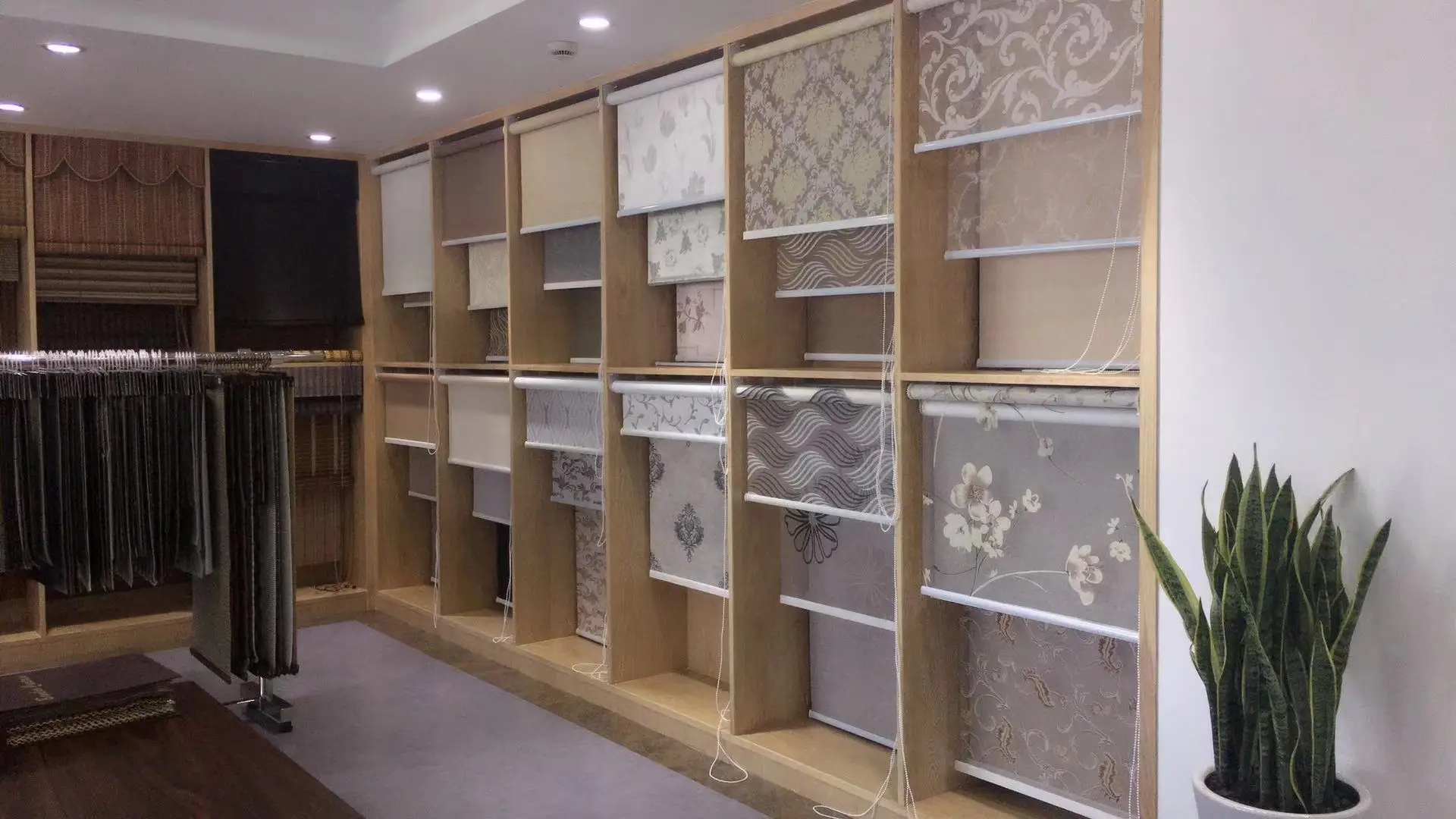 Оптовая продажа Полу затемненные жалюзи ткань для окон тени