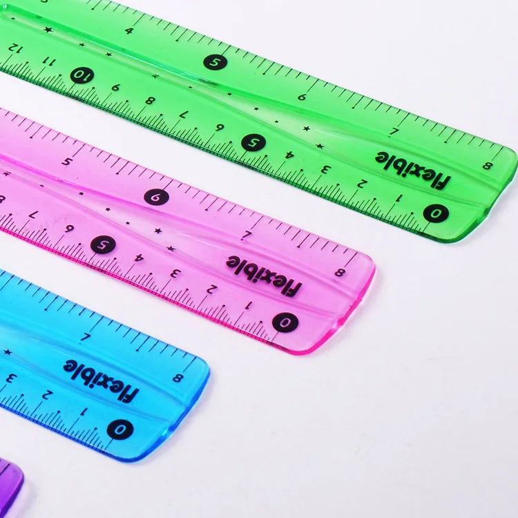 Эластичная линейка. Гибкая линейка. Линейка гибкая 15 см. Брауберг линейка 15 см. Centrum линейка пластиковая гибкая 20 см.