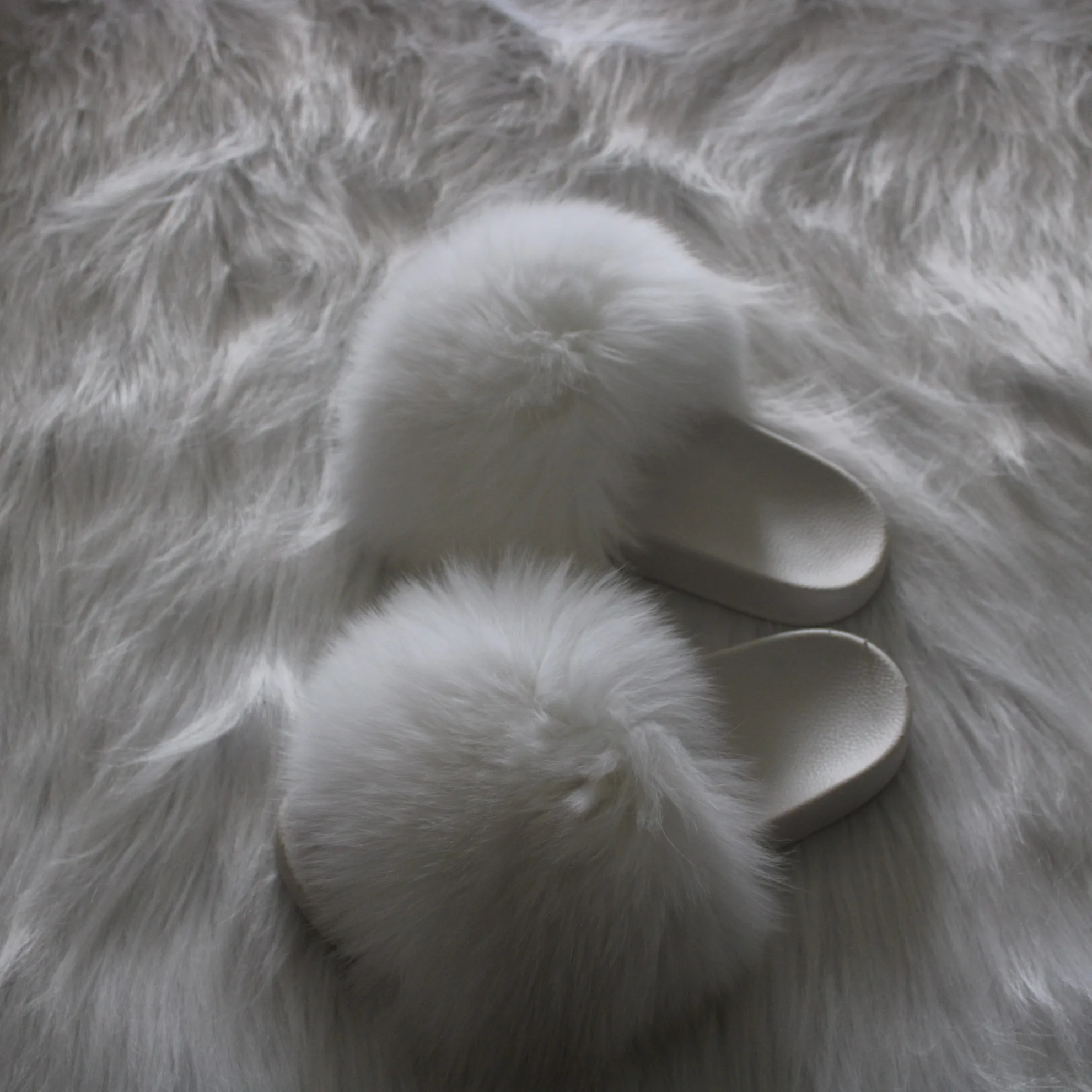 2019 Европейская мода, оптовая продажа, свадебные слайды с белой подошвой из белого меха лисы