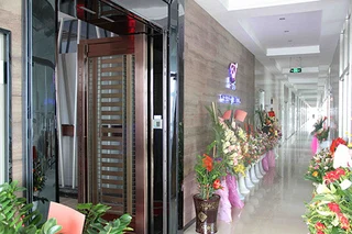 Wuzhou Yisheng Jewelry Co., Ltd. 1