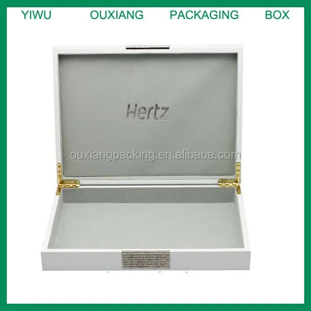 2018 новый дизайн роскошная деревянная коробка для шоколада с белой лаковой отделкой