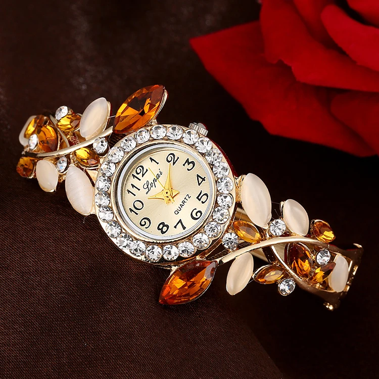 Luxury Women display picture 3