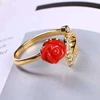Anello in argento sterling 925 placcato oro con corallo rosso naturale italiano