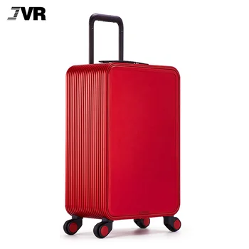 RIMOWA Essential Lite Cabin luggage in Red