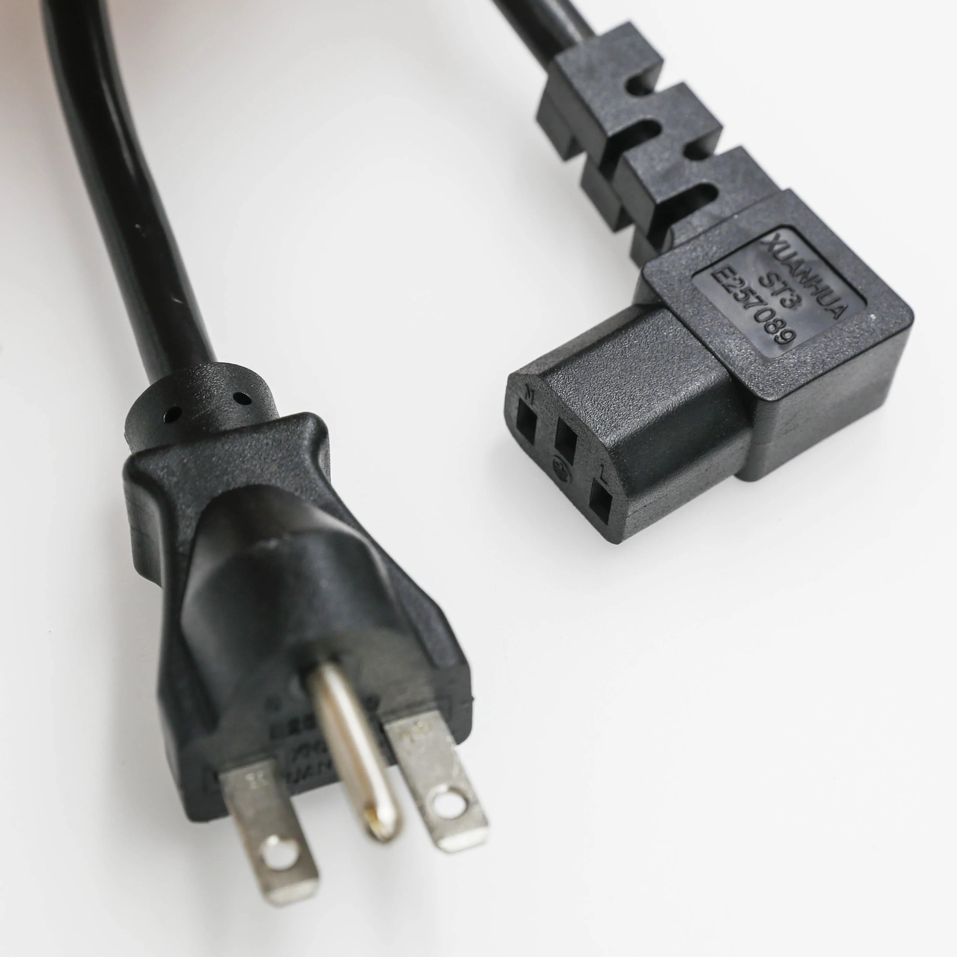 Z-lock Dual Locking C14 to C13 Power Cord - 15A/250V, 14/3 SJT Z-lock Dual Locking C14 to C13 Power Cord - 15A/250V, 14/3 SJT