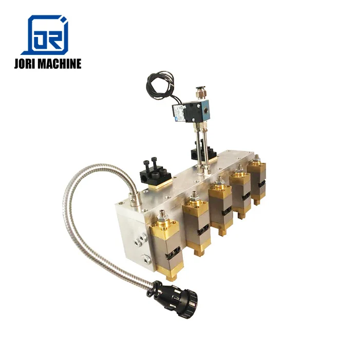 Mattress Using Hot Melt Glue Applicator Machine Glue