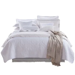 KOSMOS Bedding 100% Polyester White Hotel Luxury Lace Quilt High Quality Bedspread