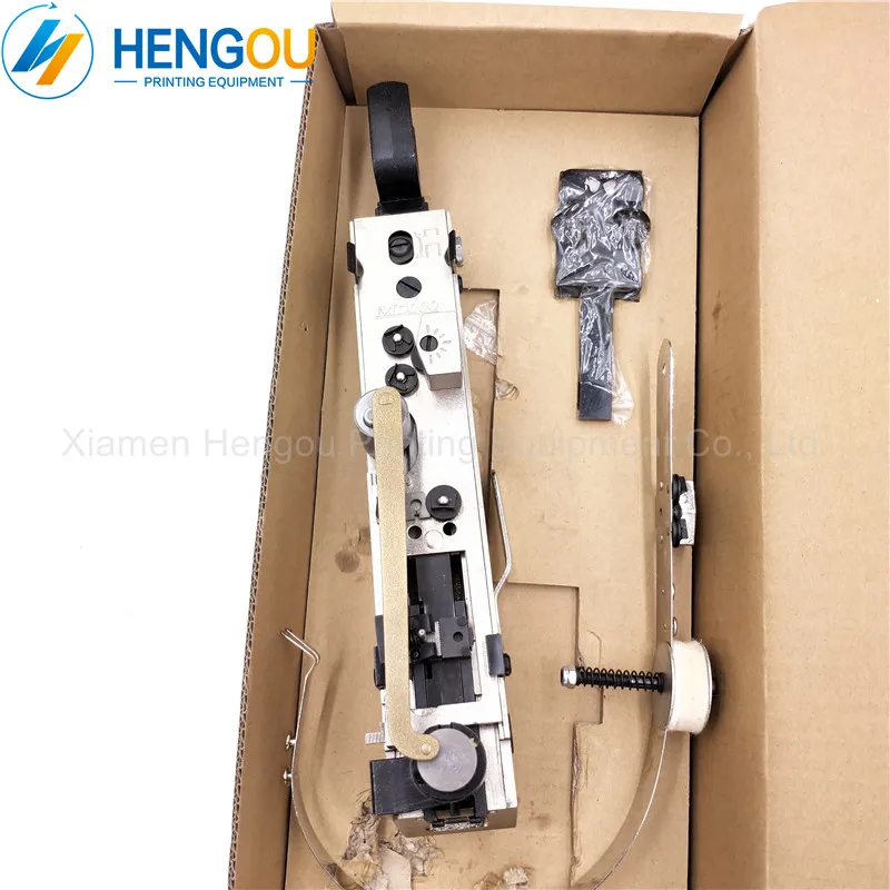 Available New M2000 Stitching Head Mini Stitching Head for Printing Machine M2000 Head