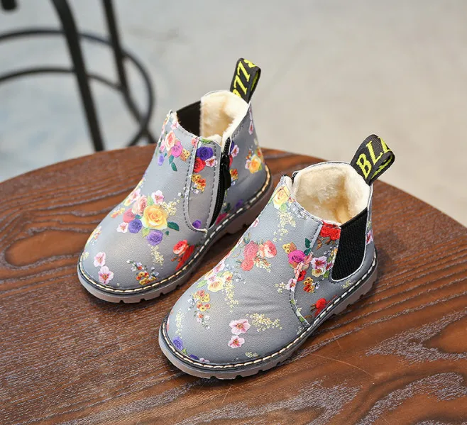 Ботинки с цветочным принтом зимние Нескользящие на плоской подошве
