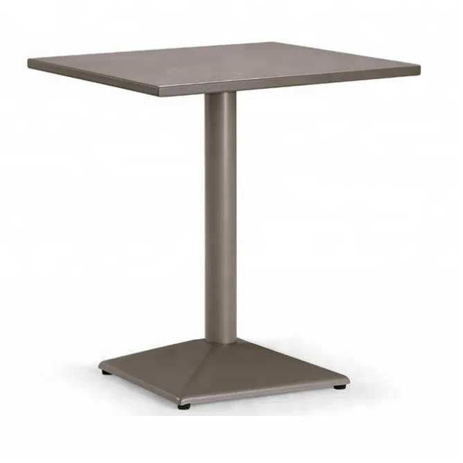 metal outdoor restaurant tables