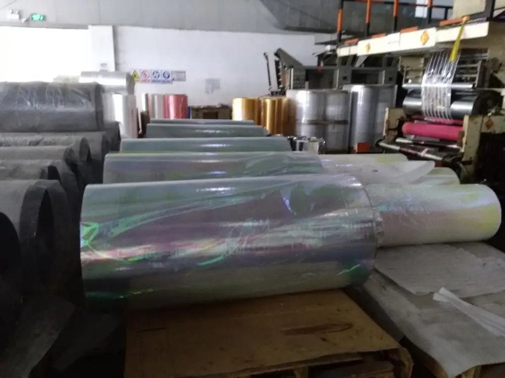 Royal Dichroic Iridescent 18 Microns Transparent Film Cellophane for Packing Material and Wrapping Paper