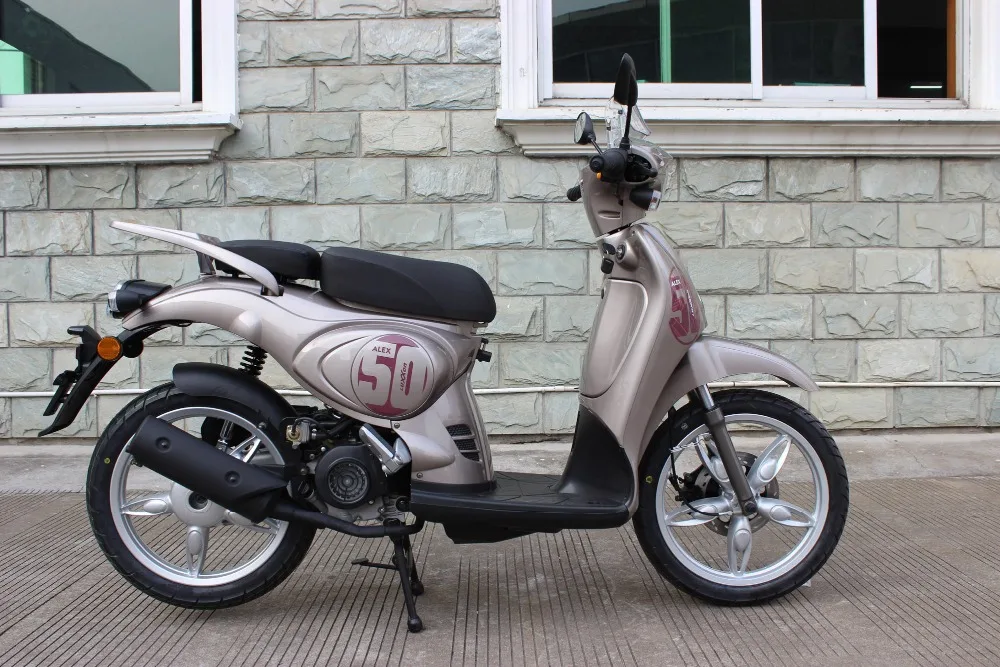 
50CC 150CC 16 дюймов EEC EPA газа скутер 