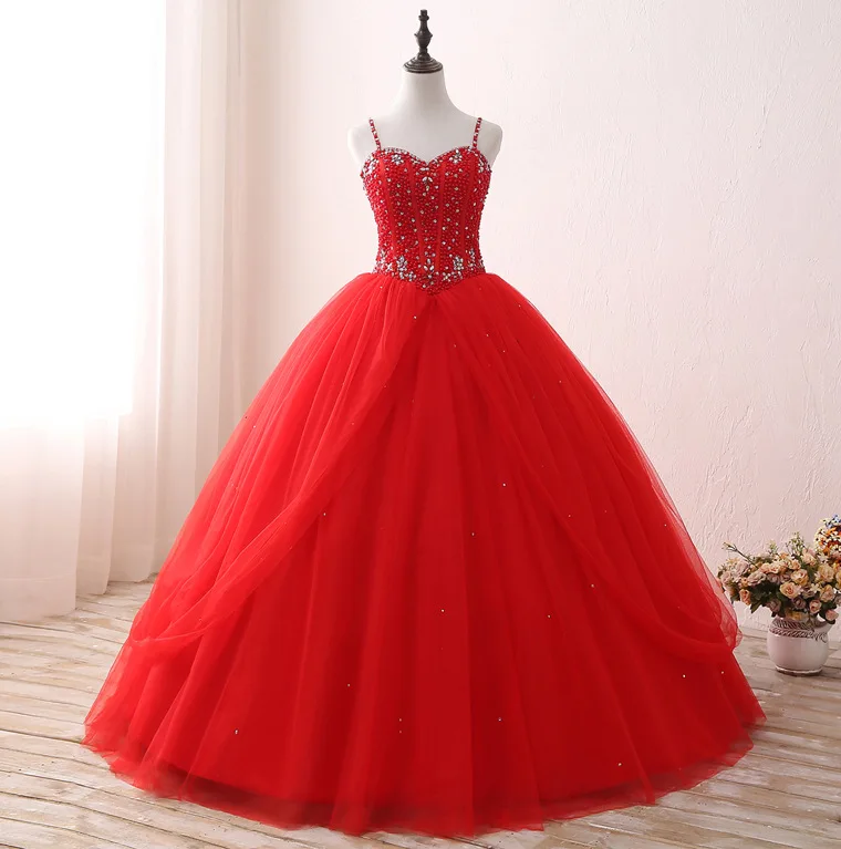 robe rouge à paillettes